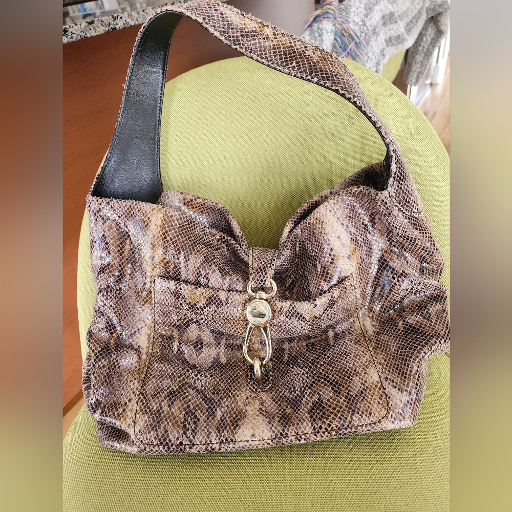 Dooney & Bourke purse